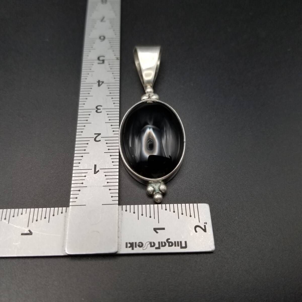 Vintage ナバホ NAVAJO シルバー925 オニキスブラックペンダント Vintage ナバホ Navajo シルバー925 オニキスブラックペンダント