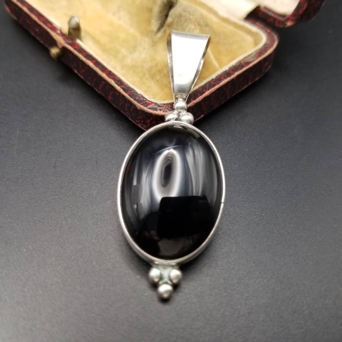 Vintageナバホ Navajo シルバー925 ブラックオニキス ペンダント Vintageナバホ Navajo シルバー925 ブラックオニキス ペンダント 楽天