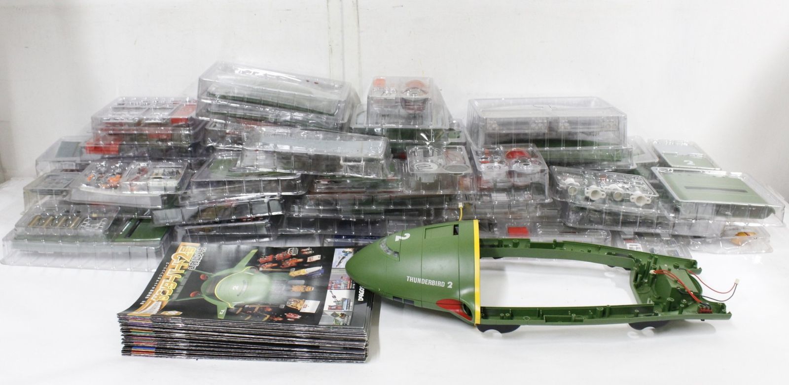 未組立多数 デアゴスティーニ サンダーバード2号＆救助メカ 54巻セット