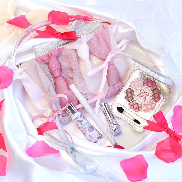 ジルスチュアート JILL STUART リボンファッションショー コレクション