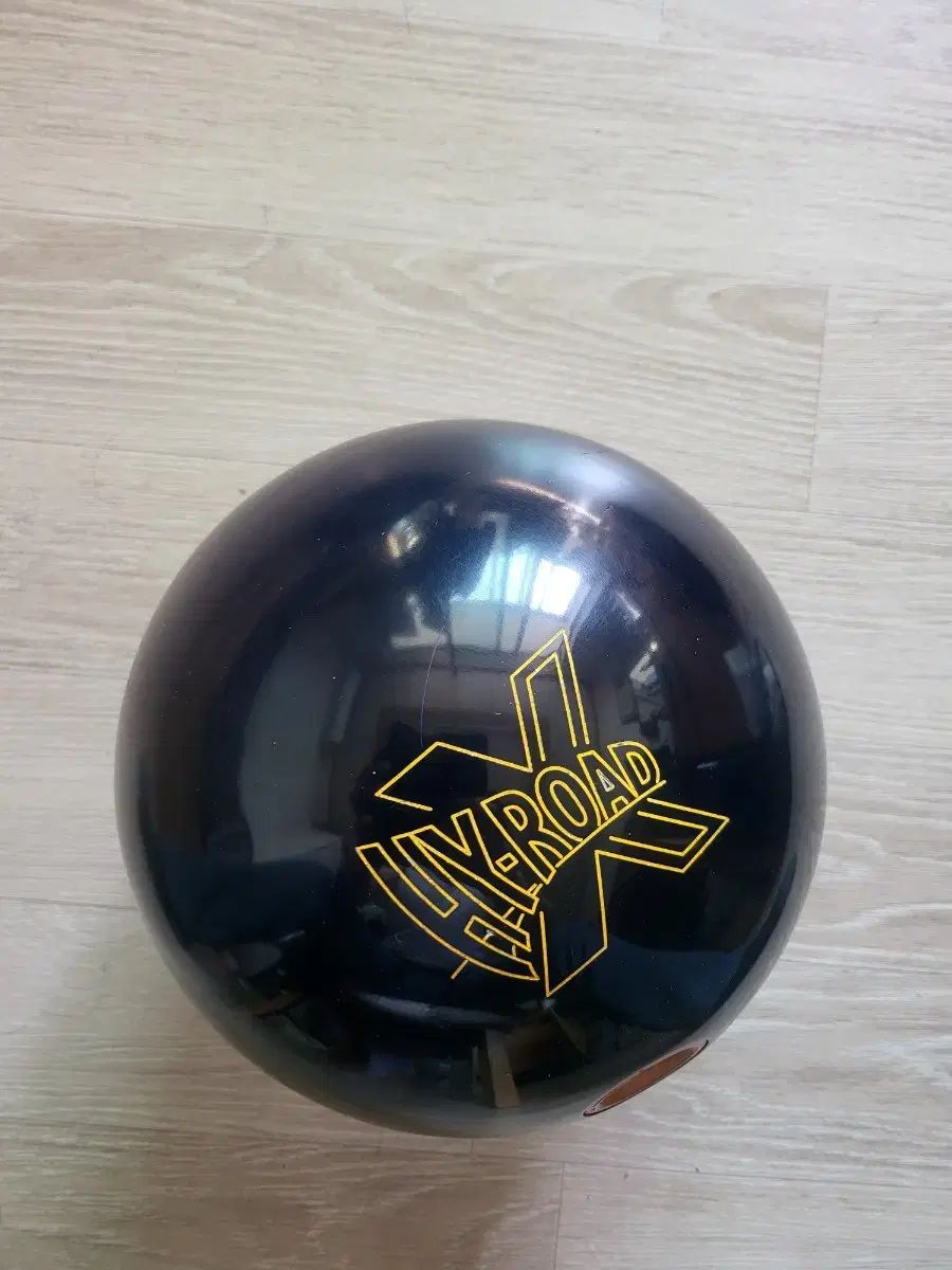 ストーム ハイロードX 15p ボーリングボール 出品 - メルカリ