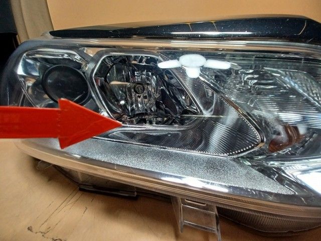 コーティング済 カローラフィールダー NZE164G 右ヘッドランプ・ヘッド  