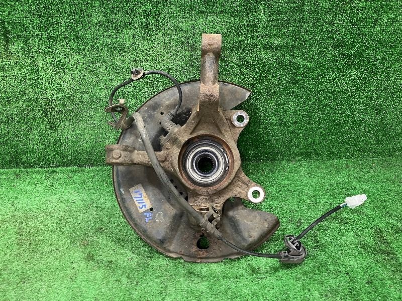 ラウム NCZ25 左フロントナックルハブ ラウム Cパッケージ 4WD 43212-52030 1D9