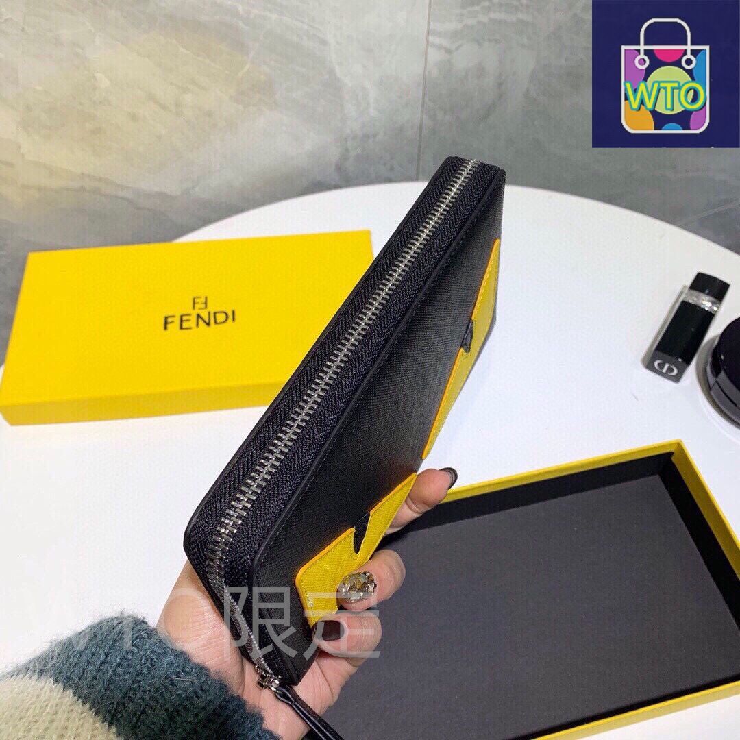 今日特価】Fendi フェンディ メンズハンドポーチ 原版頭層牛皮使用で