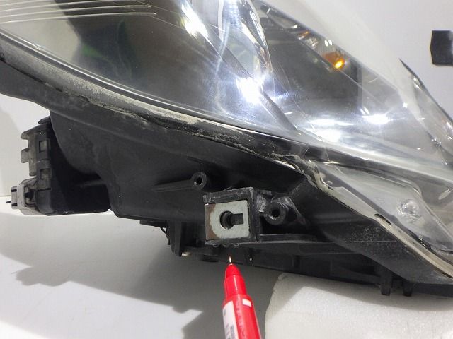 アイキュ IQ ヘッドライト左右 HID KGJ10 74-2 6 81185/81145-74020