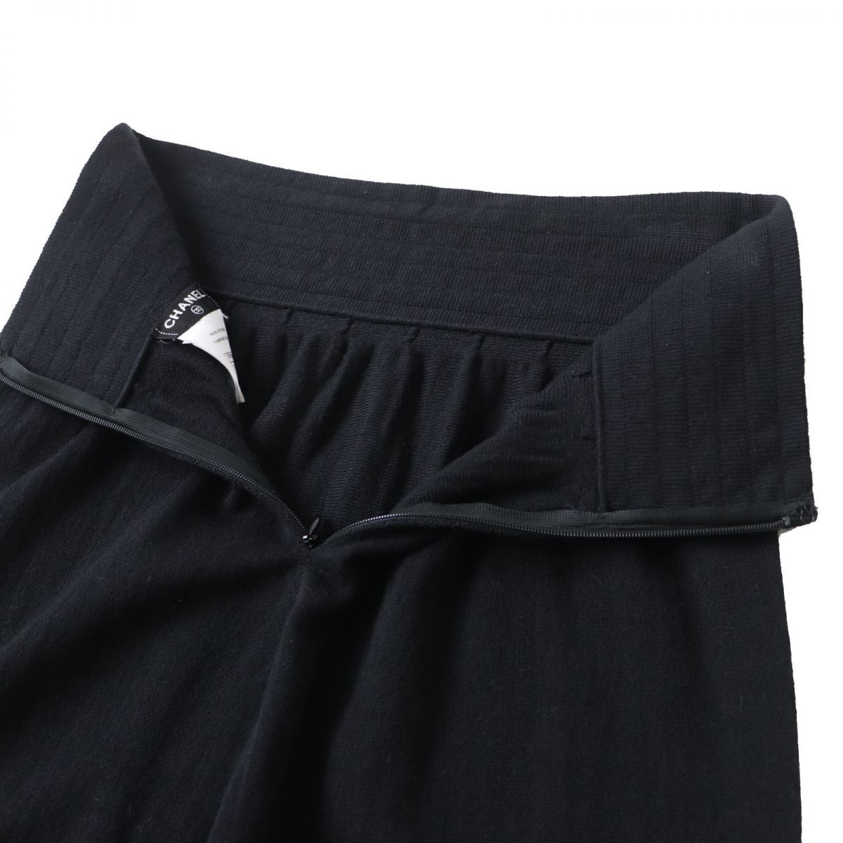 Chanel シャネル ニット スカート 光沢加工 メッシュ 40 M 黒美品 ドンドン見直し】美品◎正規品 フランス製 CHANEL シャネル P41981