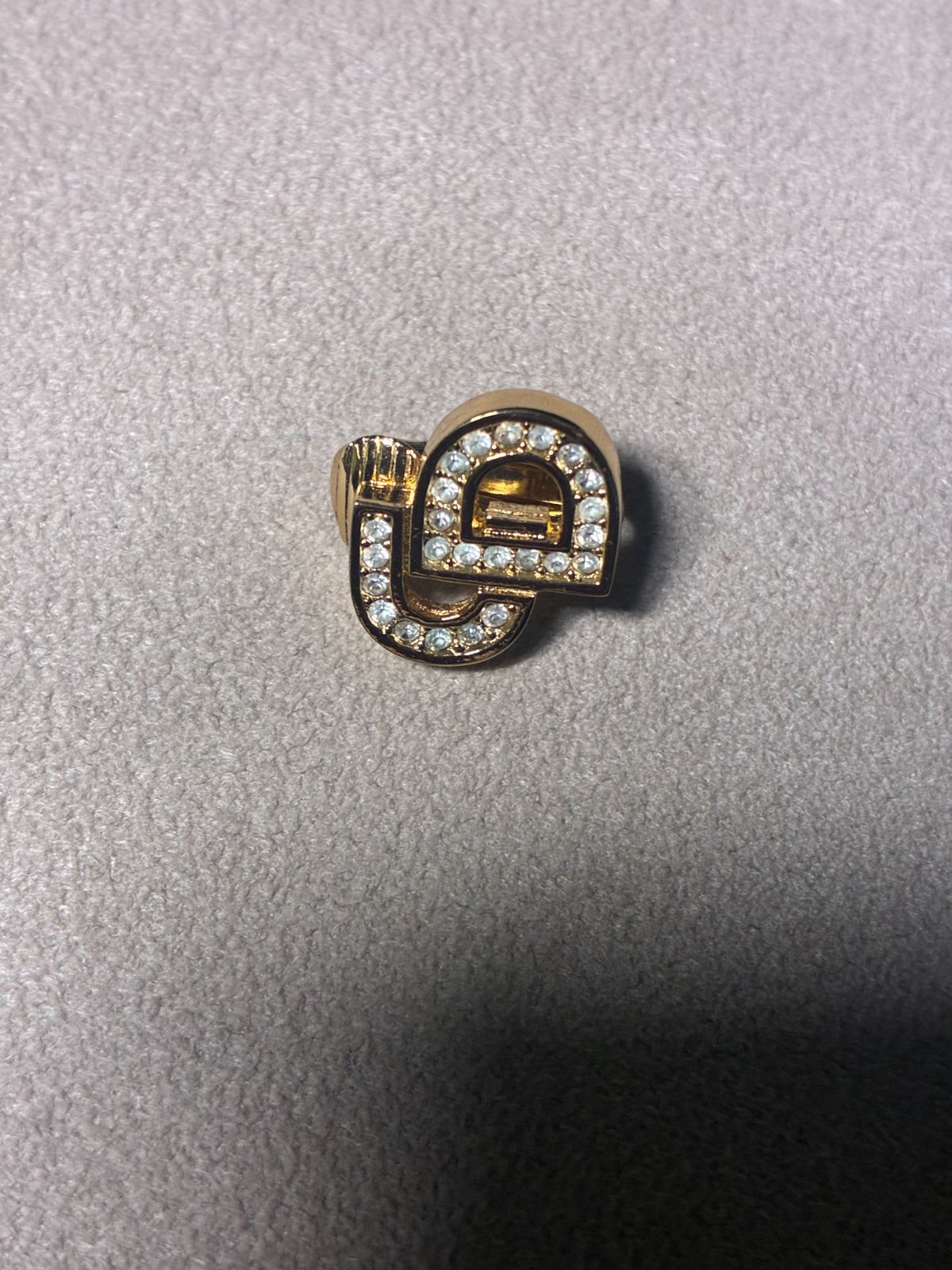 クリスチャンディオール イヤリングCDロゴ ラインストーン 片方のみ