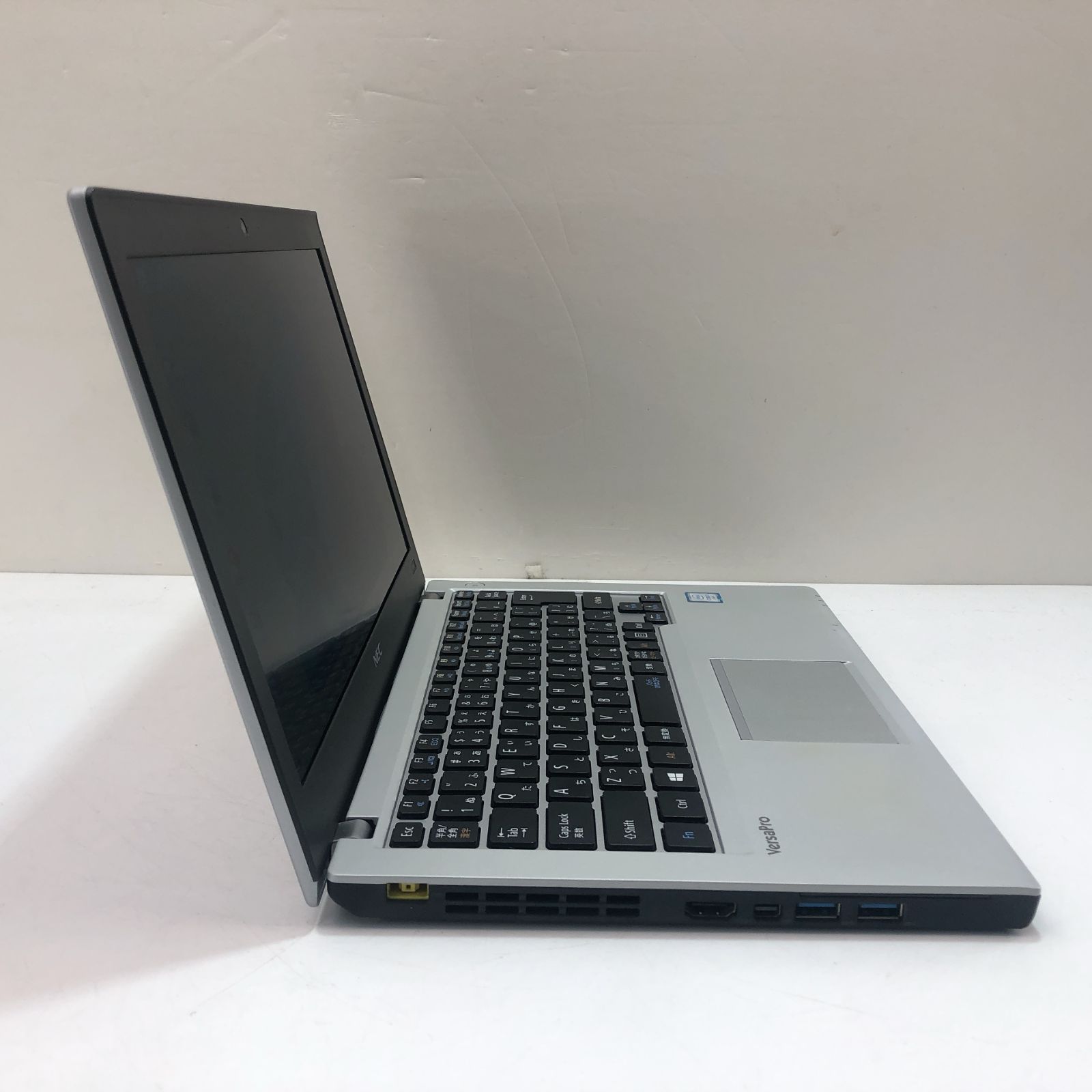 [美品] NEC VersaPro VB-1 シルバー NEC VersaPro VB-1☆12.1型/爆速 SSD128GB/メモリ8GB i3 6100U