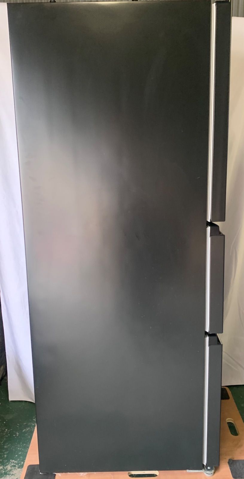 11r61. Haier ハイアール ノンフロン冷凍冷蔵庫 JR-CV29A 286L 2022年