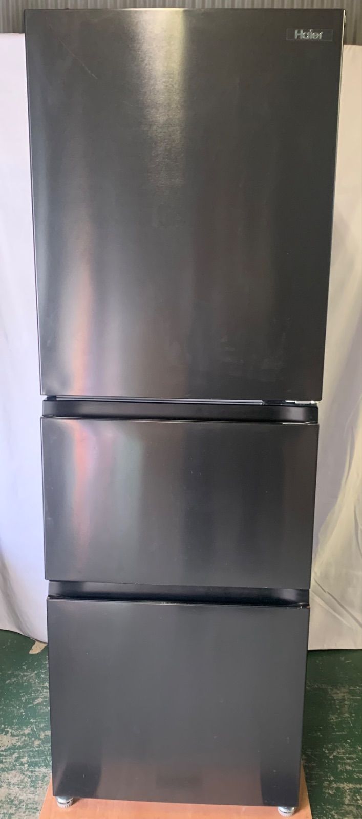 11r61. Haier ハイアール ノンフロン冷凍冷蔵庫 JR-CV29A 286L 2022年