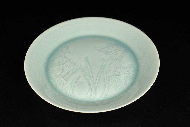 蔵A4366a】快山窯 塚本快示 青白磁鷺草文 中皿 七寸皿 共箱 - メルカリ