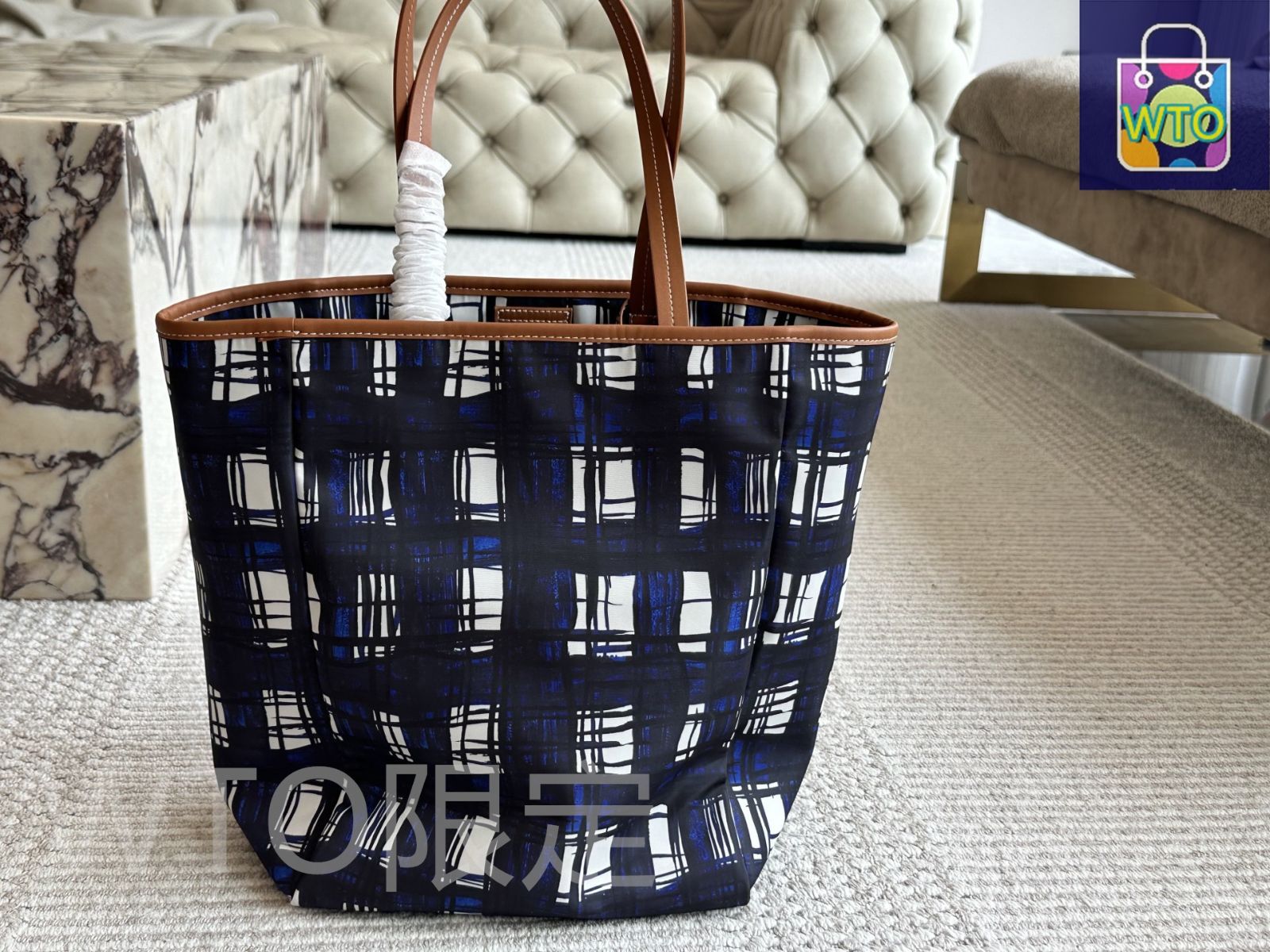 今日特価】Prada プラダ リサイクルナイロンショッピングバッグ