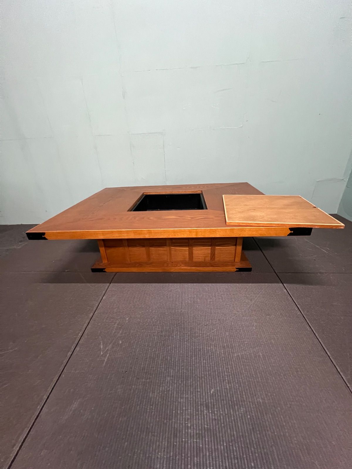 昭和レトロ 角形 火鉢 木製 囲炉裏 テーブル アンティーク ビンテージ ⭐︎ 昭和 レトロ 囲炉裏 テーブル 木製 火鉢 テーブル 日本家屋 昭和 節約