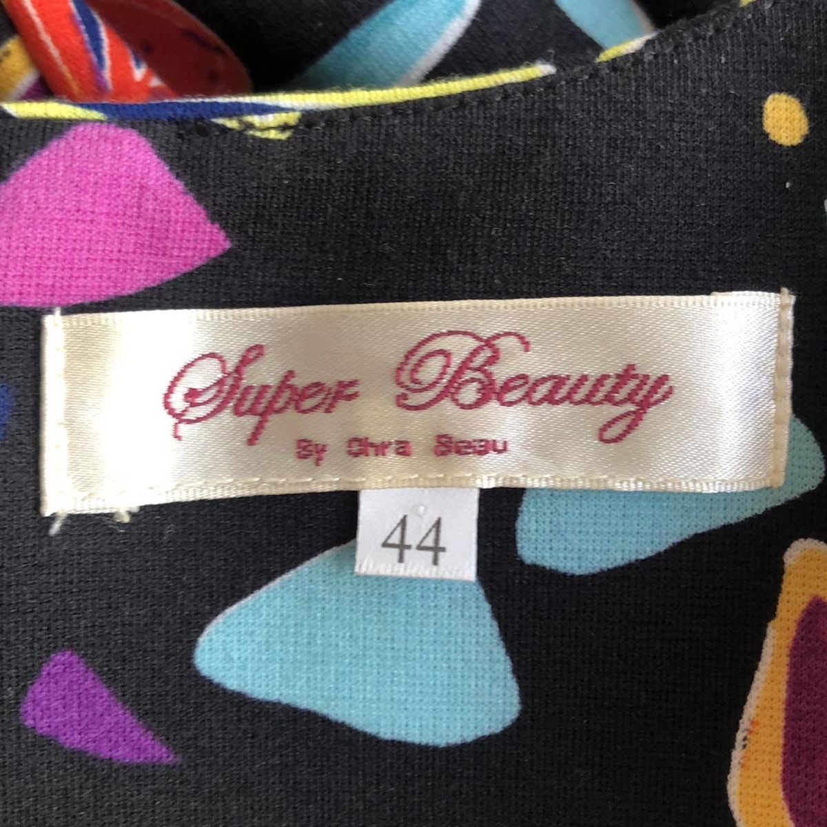 スーパービューティー　44 XL ワンピース 4ed35b752d9cae0ec1e340f46f143b