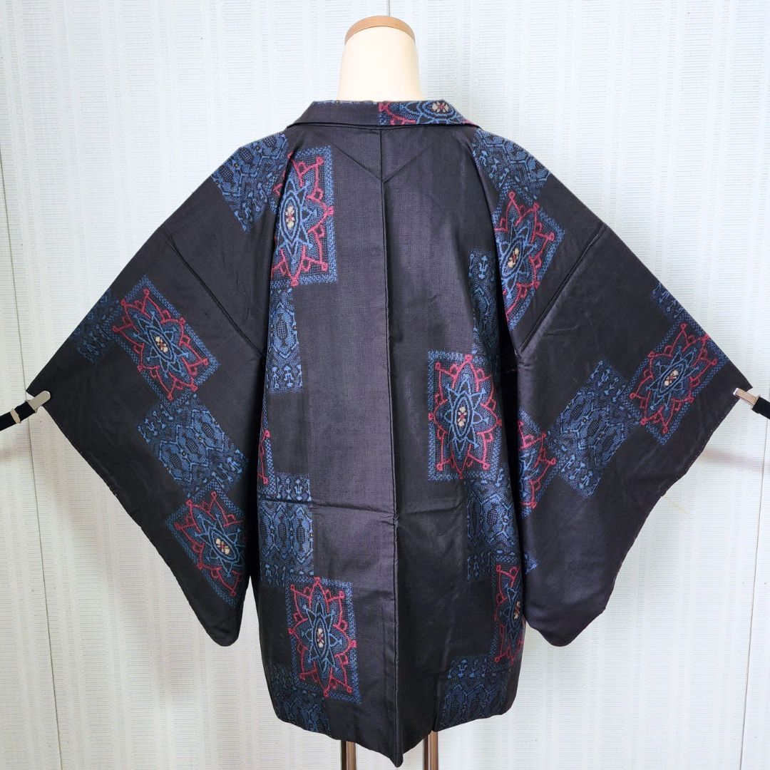 着る伝統【色大島】正絹　モダンでクール　特価　⭐︎セット割引あり⭐︎ 着る伝統【色大島】正絹 モダンでクール 特価 ⭐︎セット割引あり⭐︎