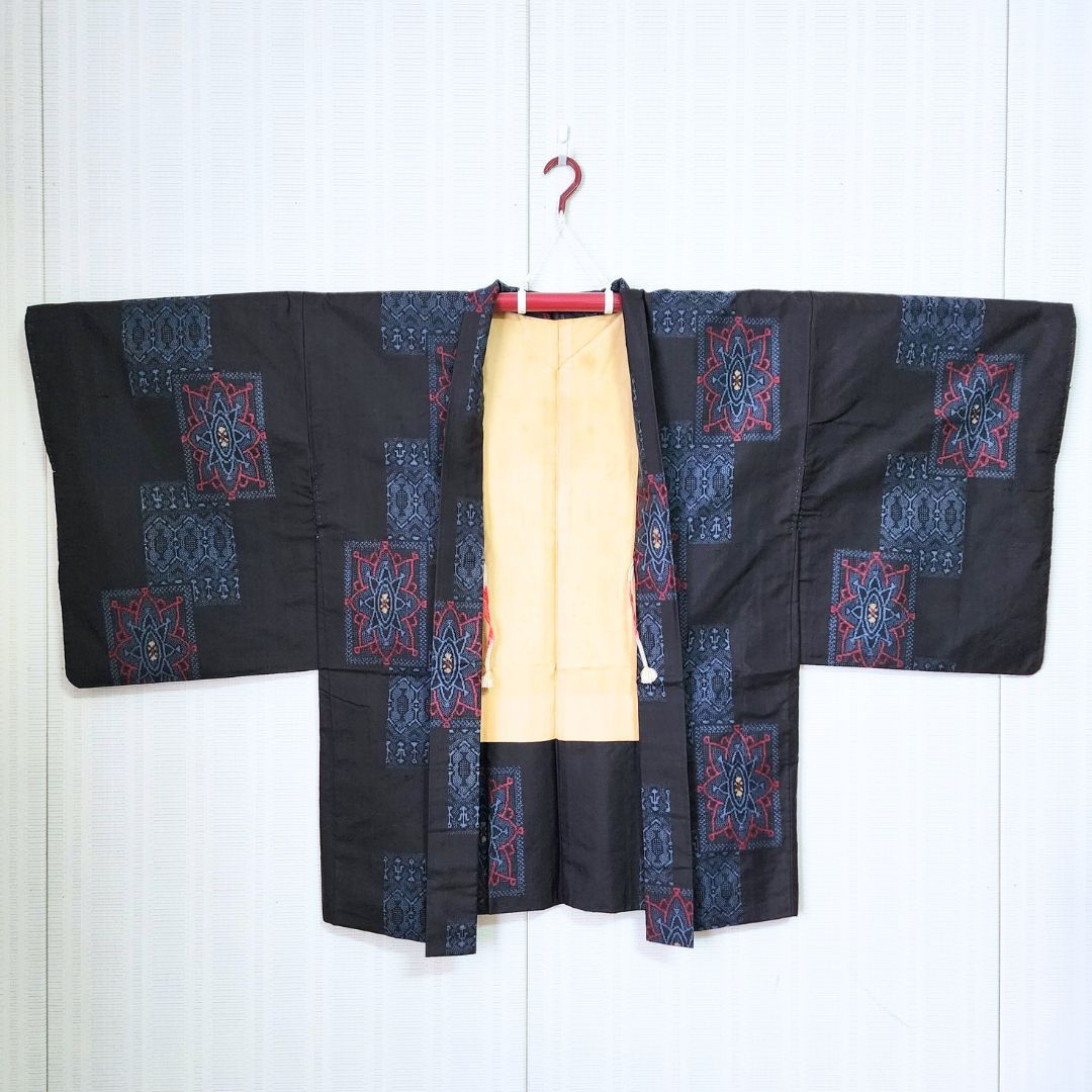 着る伝統【色大島】正絹　モダンでクール　特価　⭐︎セット割引あり⭐︎ 着る伝統【色大島】正絹 モダンでクール 特価 ⭐︎セット割引あり⭐︎
