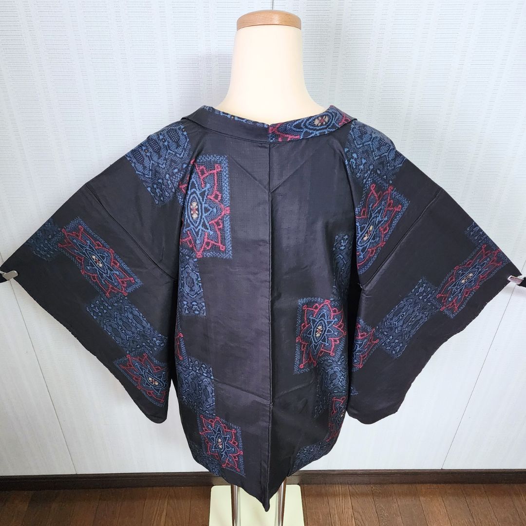 大島紬 羽織 正絹 羽織紐付き 身丈78.5cm 裄64.5cm 袖丈47.5cm 身幅