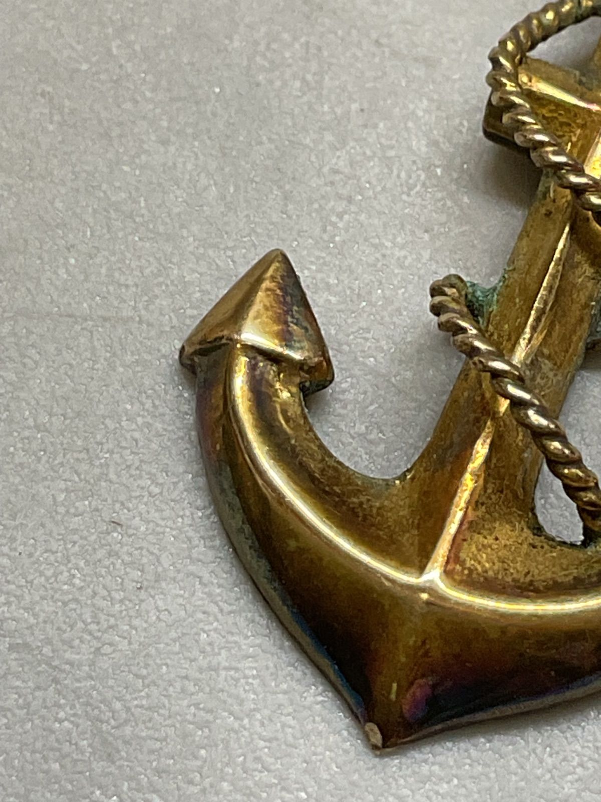 SN674 ペンダントトップ ゴールド 18K刻印 重量2.1g キーホルダー