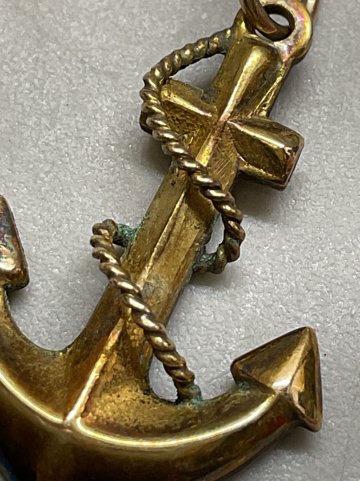 SN674 ペンダントトップ ゴールド 18K刻印 重量2.1g キーホルダー