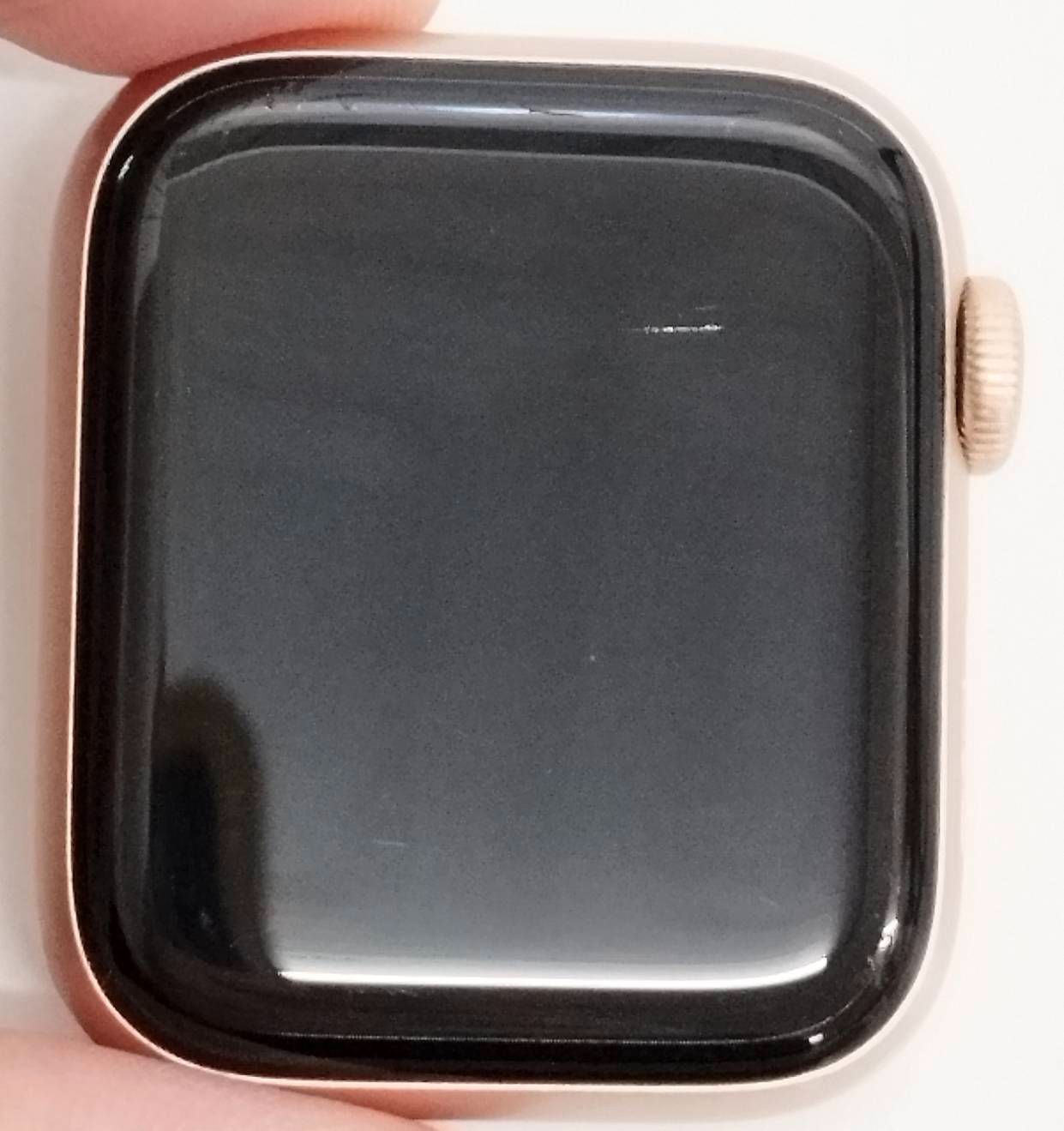 Apple Watch Series 4/GPS+セルラー/40mm/A2007/ゴールド〈MTVG2J/A〉