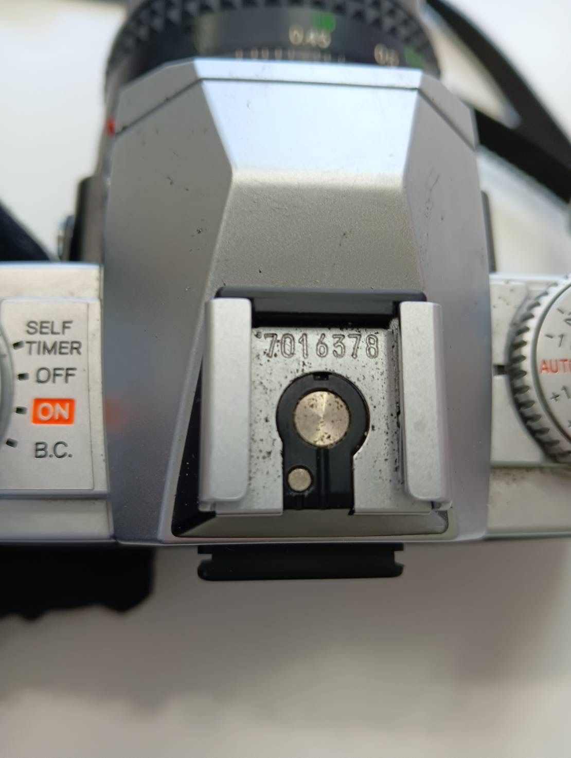 品】Minolta X-7 フィルムカメラ 50mmレンズ付き ミノルタ 現状品