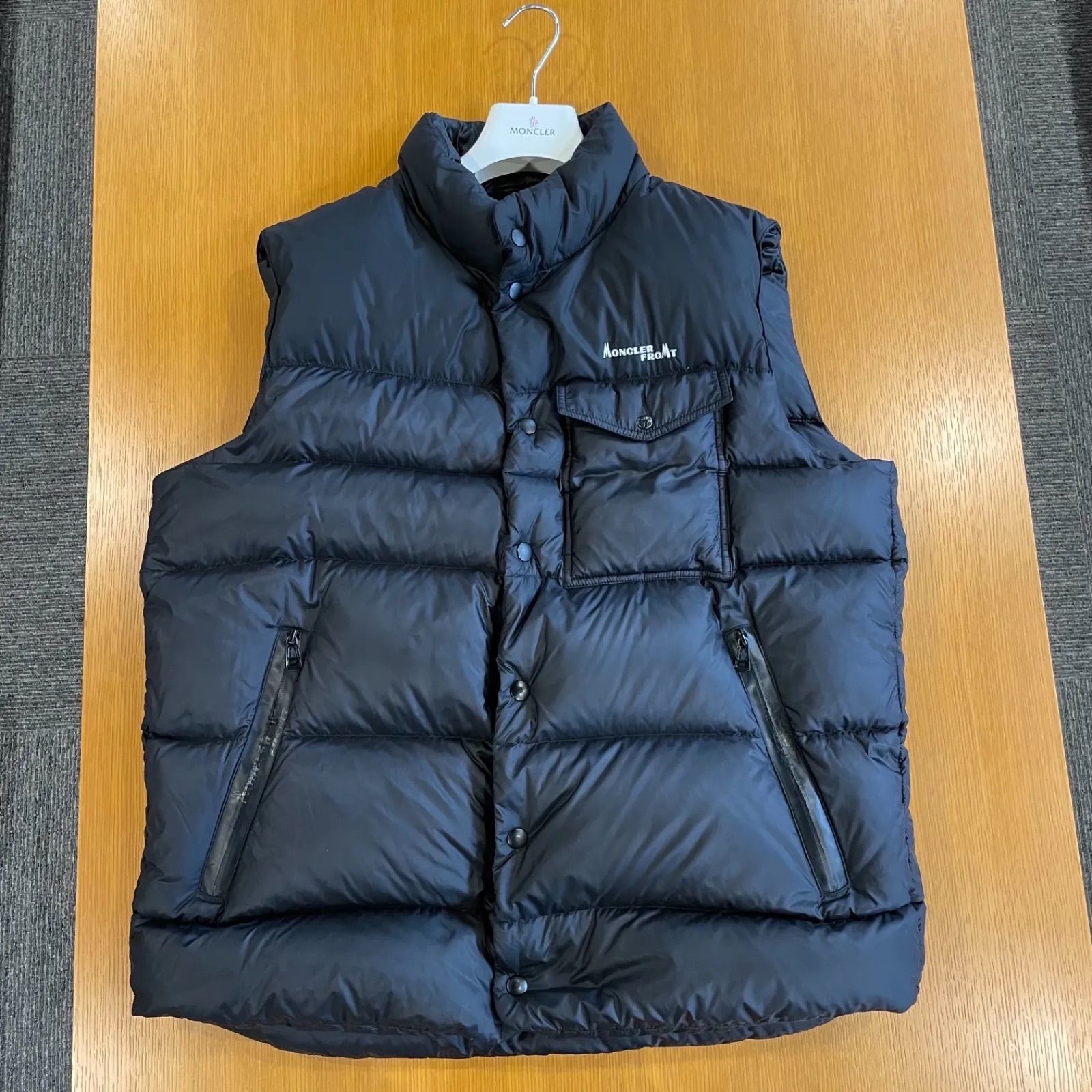 MONCLER モンクレール ダウンベスト【人気】MONCLER×フラグメント