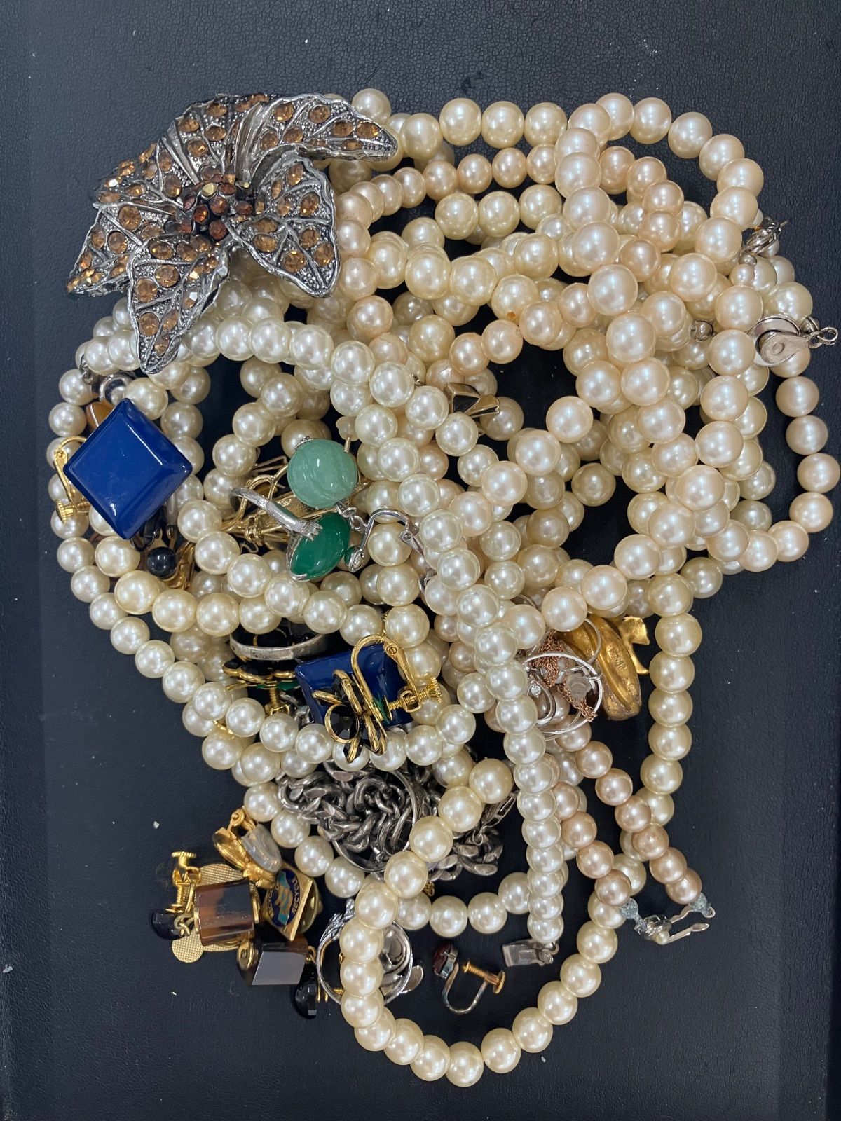 遺品整理 生前整理 アクセサリーまとめ5 - メルカリ