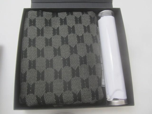 中古品 韓流 防弾少年団 BTS MERCH BOX #1 ブランケット - メルカリ