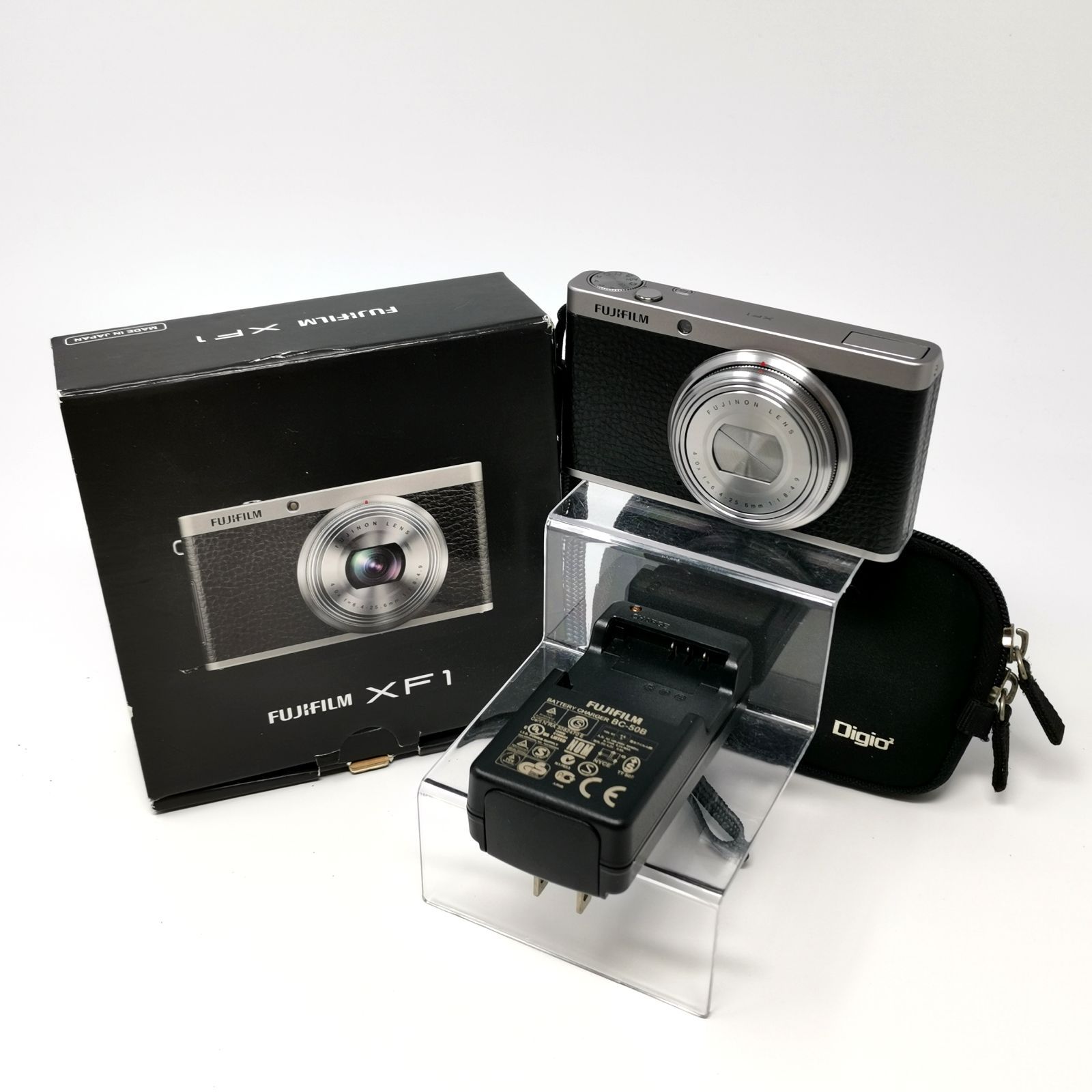 美品 FUJIFILM XF1 動作未確認 美品 FUJIFILM XF1 動作未確認 富士フイルム XF 1 デジカメ ブラック