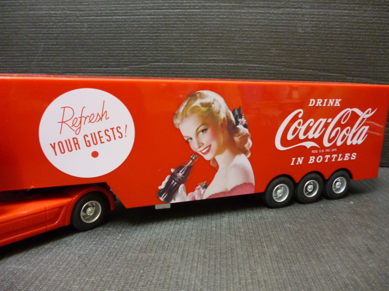 ラジコン・ドローン ジャンク品 コカ・コーラ 1/32 ラジコン トレーラー