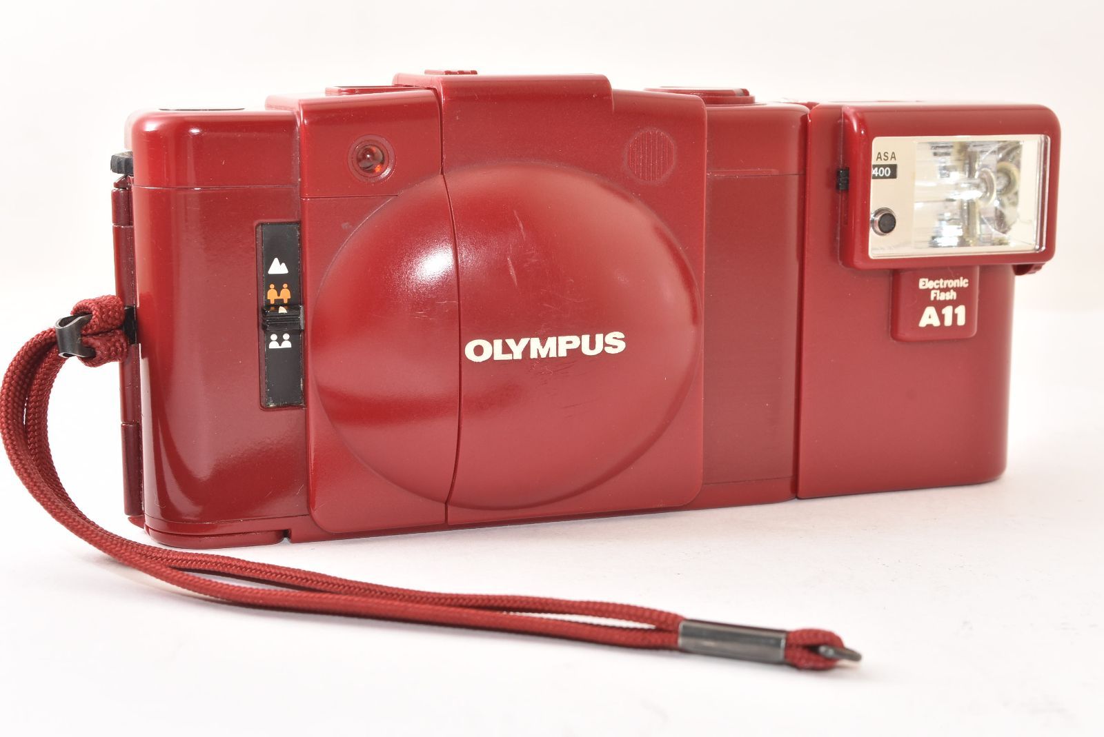 ☆美品☆ OLYMPUS オリンパス XA2 + A11 レッド コンパクトフィルム