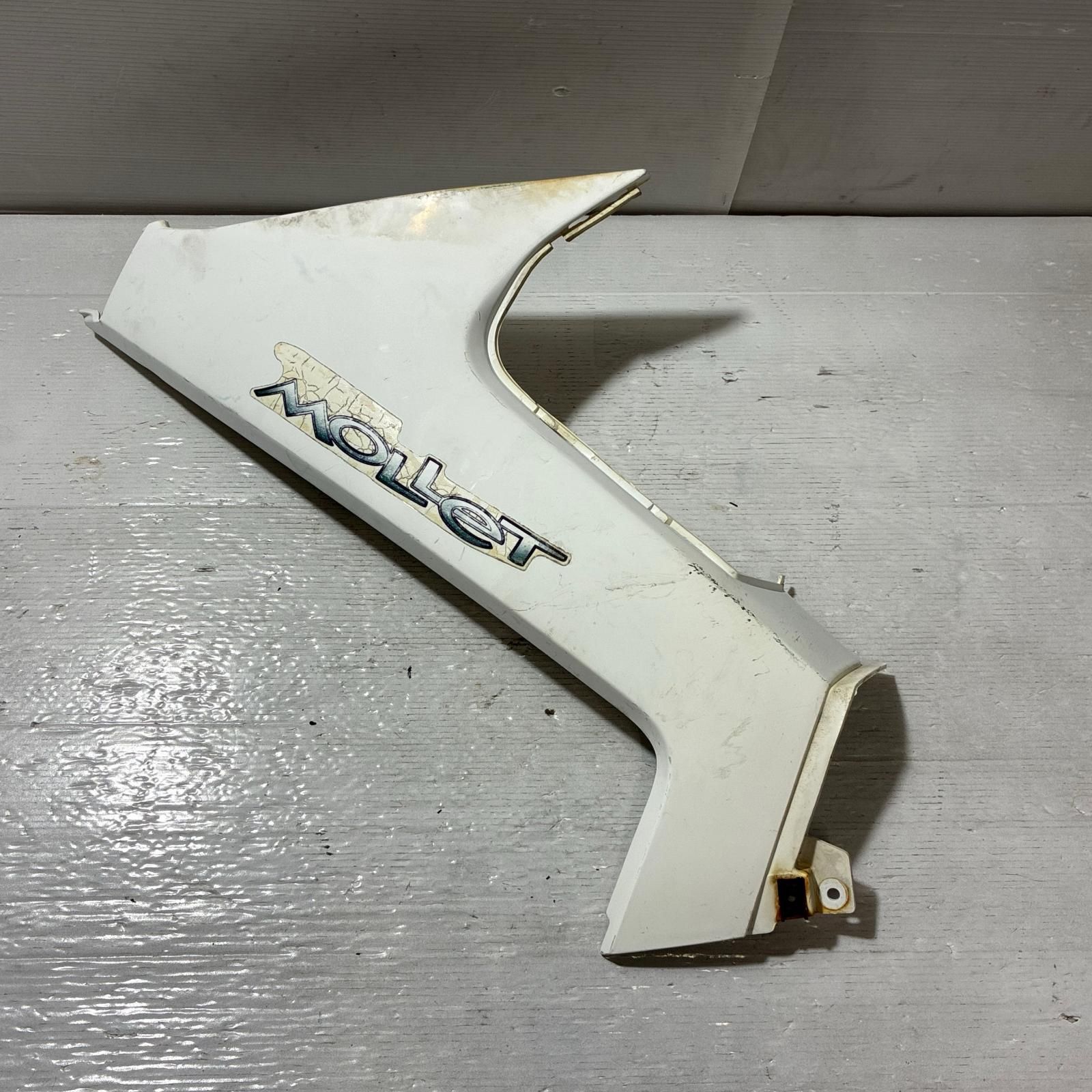 SUZUKI モレット50 FA14B ボディカバー 右 スズキ