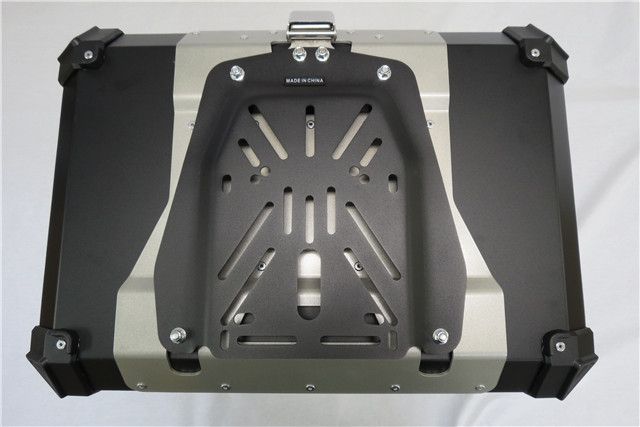 アルミトップケース 65L 中型 リアボックス ツーリングボックス 汎用