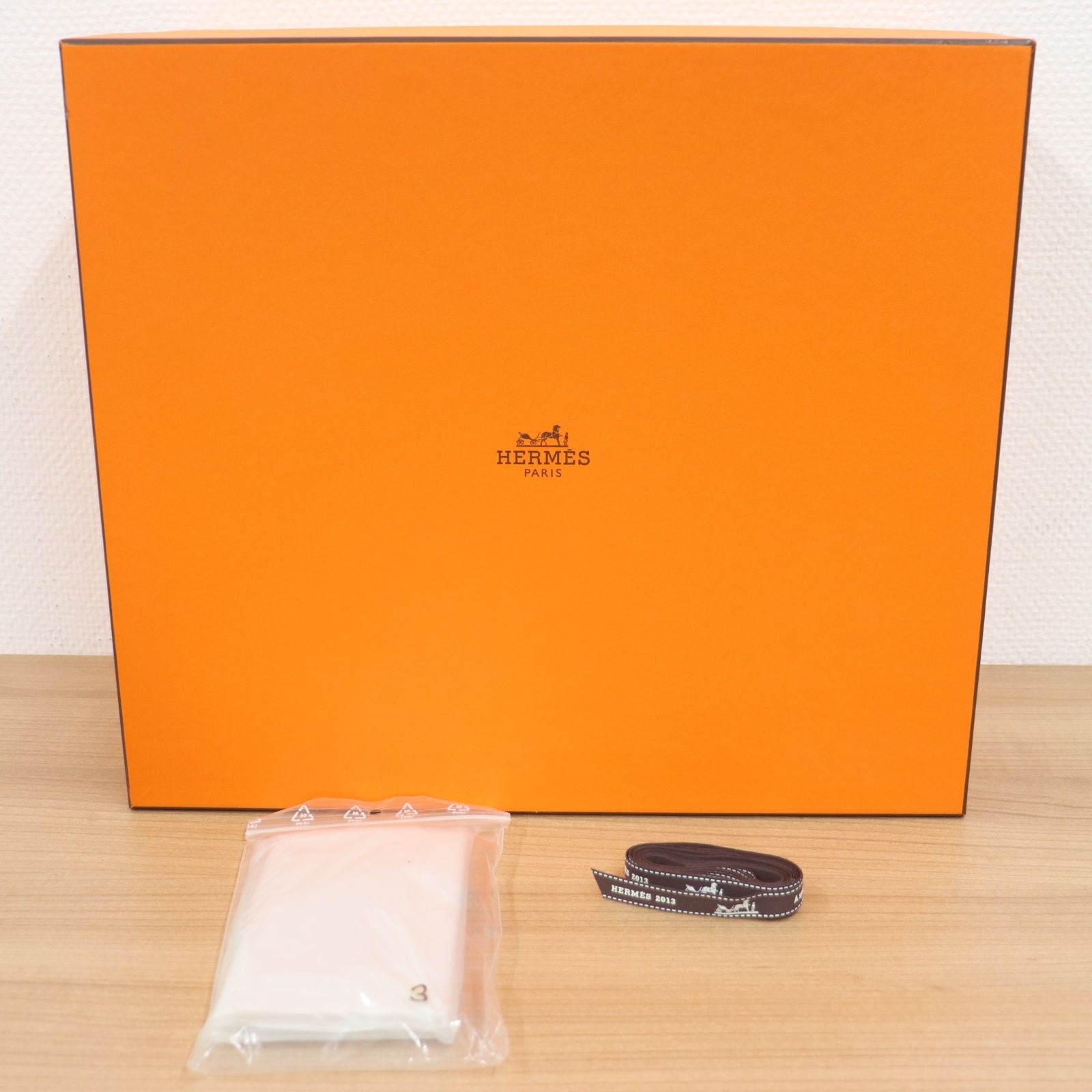 ITWQN8K9K704 HERMES エルメス ボリード31 空き箱 079□ オレンジ