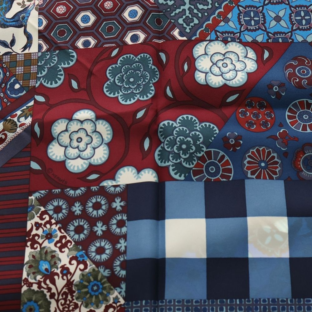 Hermès（エルメス）スカーフ　カレ90《ル・トリオンフ・ド・セザール》 Hermès（エルメス）スカーフ カレ90《ル・トリオンフ・ド・セザール》