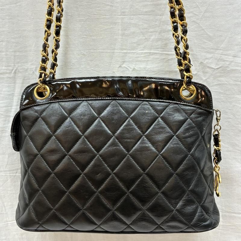 シャネル 90s ラムスキン レザー パテント キルティング ココマーク