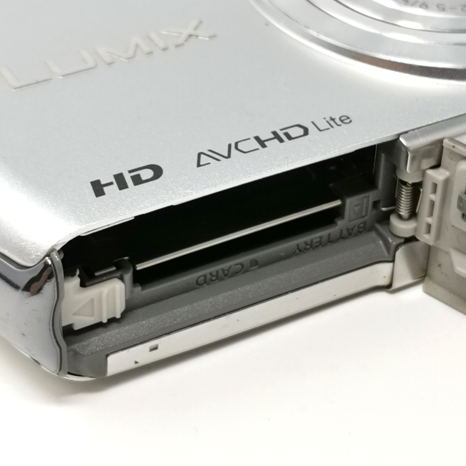 Panasonic LUMIX DMC-FX70 デジカメ シルバー パナソニック LUMIX DMC-FX70 シルバー | コンパクトデジタルカメラ