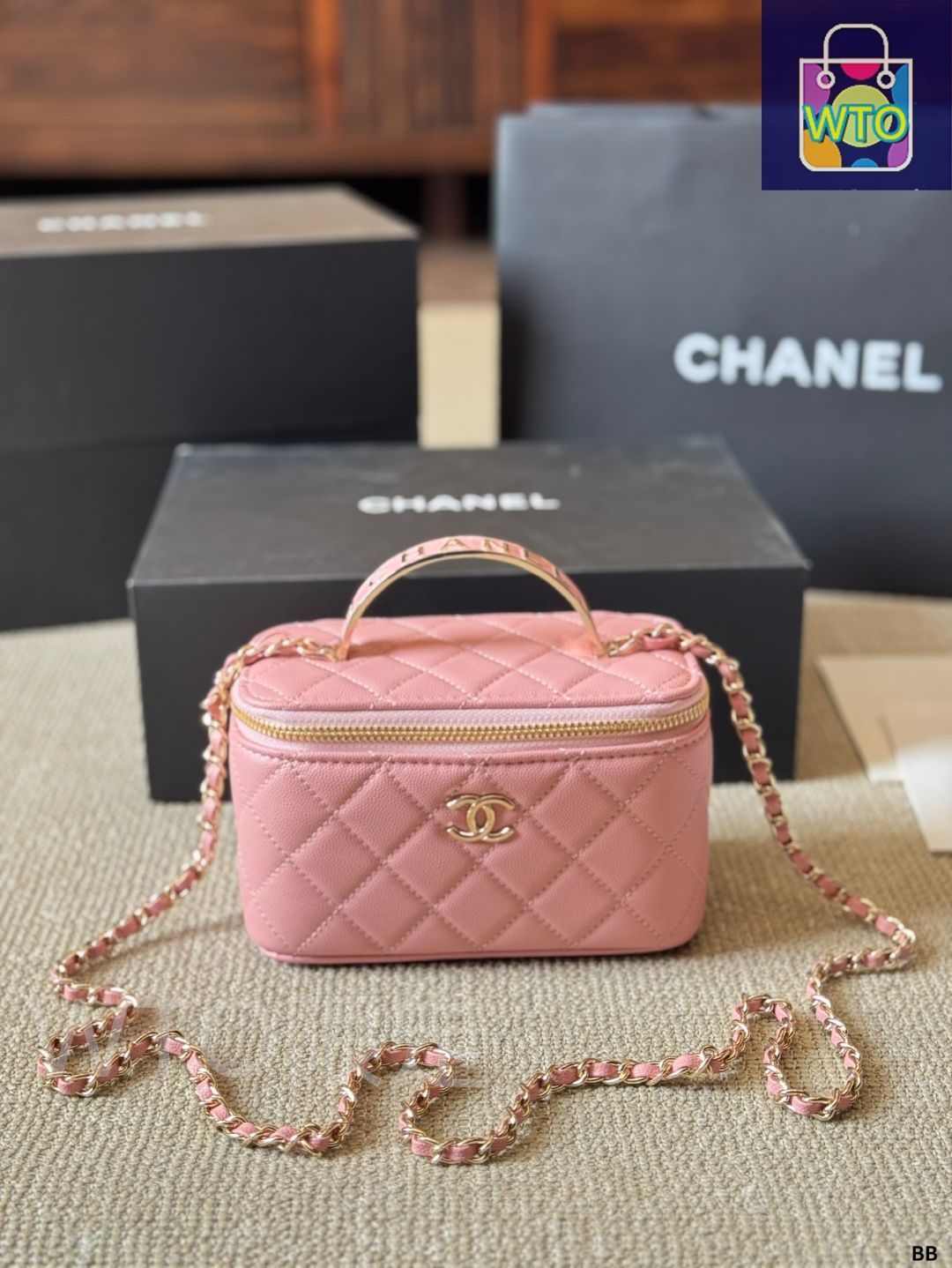 今日特価】Vintage Chanel ボックスバッグ-WTO輸入1 - メルカリ