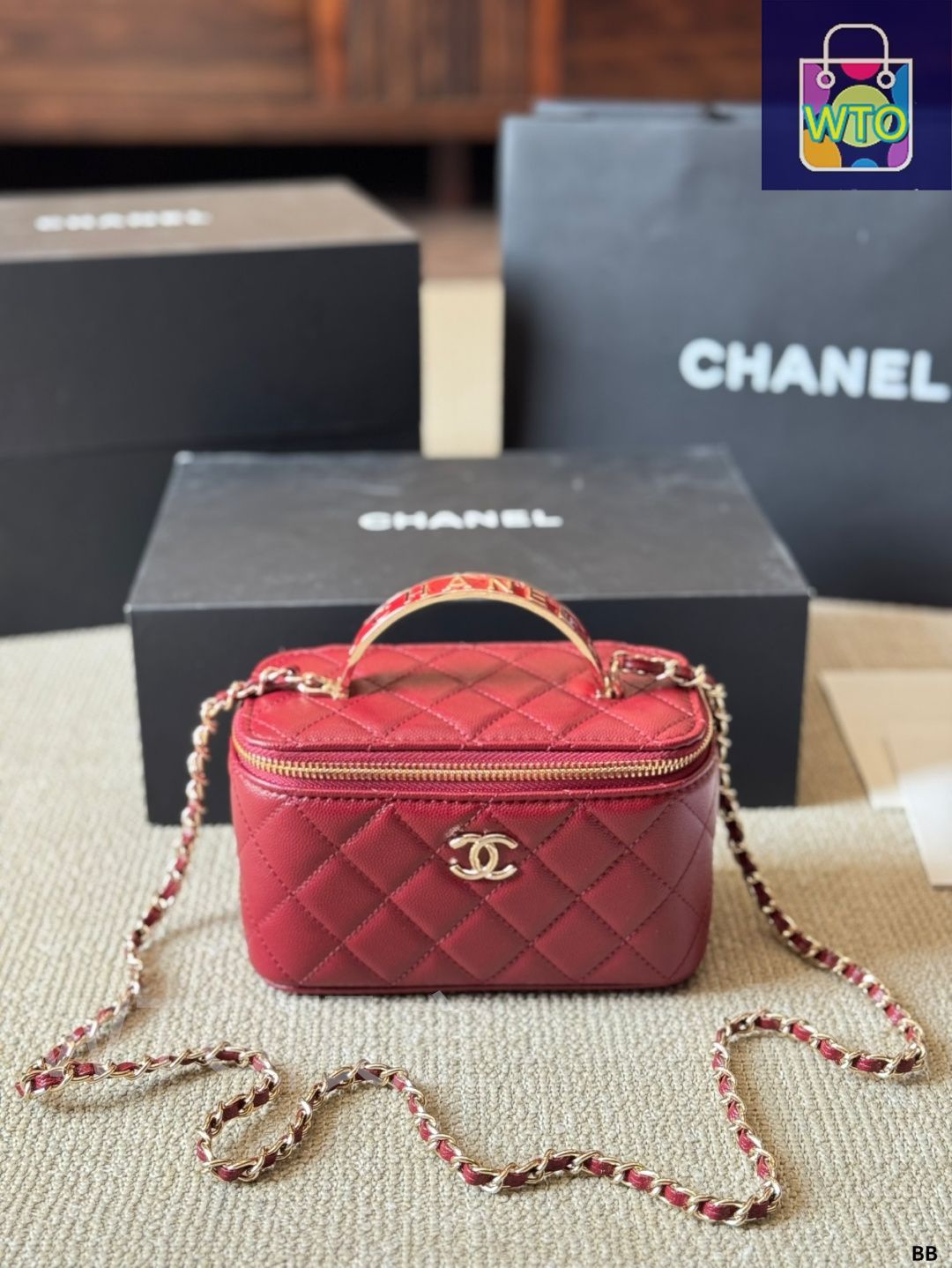 今日特価】Vintage Chanel ボックスバッグ-WTO輸入1 - メルカリ