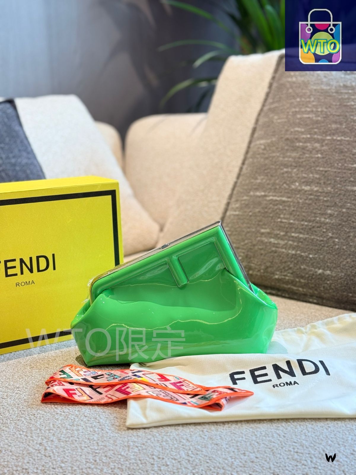 FENDI ミュール　正規品【ほぼ新品】＊即購入ok 今日特価】FENDI First Midi ～ファースト ミディ ミュール レザー