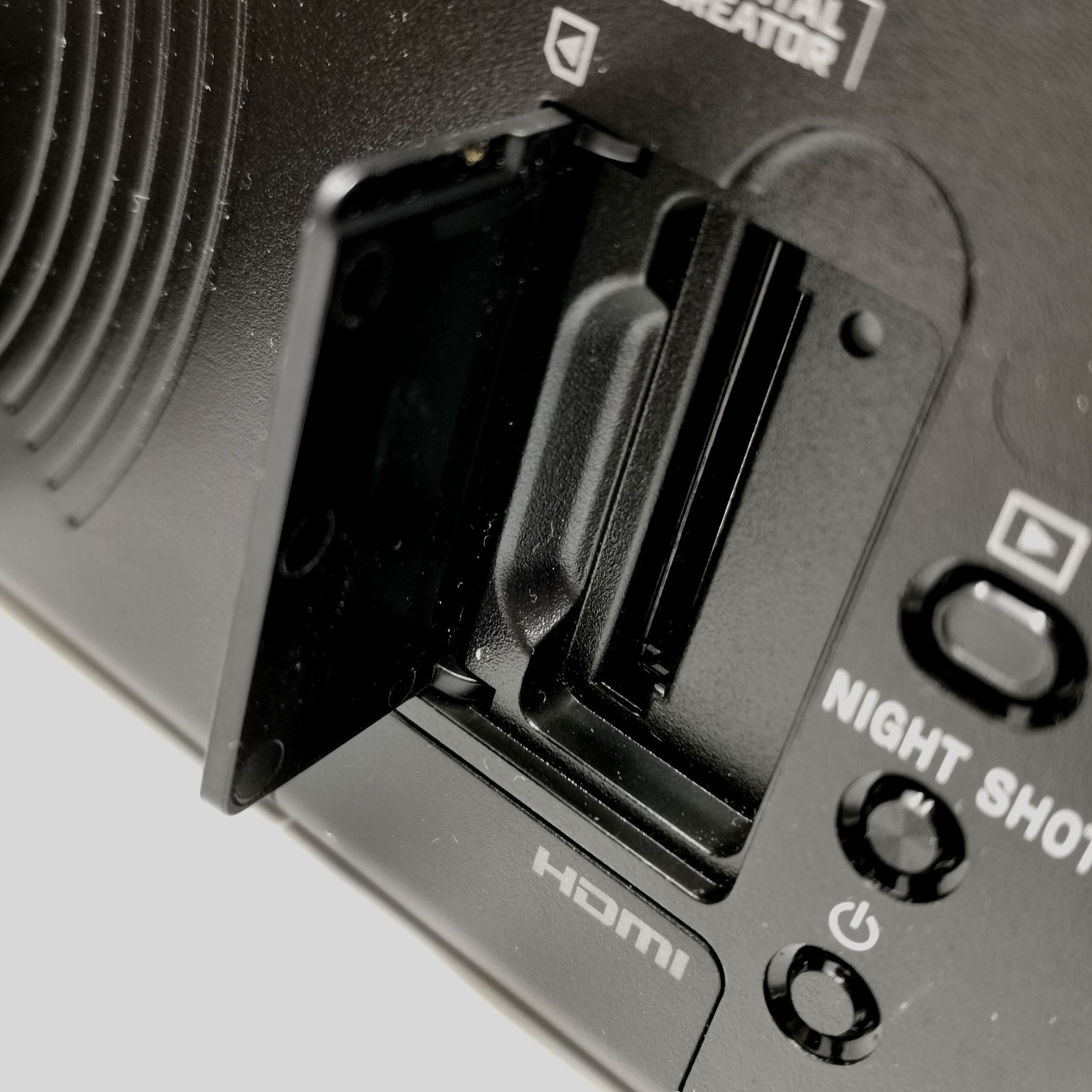 ブラック 充電器ないため動作未