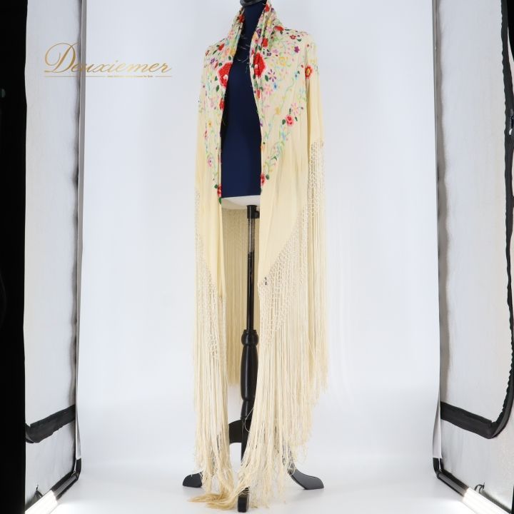 フラメンコ衣装　大判マントン　シルク　ターコイズブルー✖️サンドベージュ フラメンコ衣装 大判マントン シルク ターコイズブルー✖️サンド