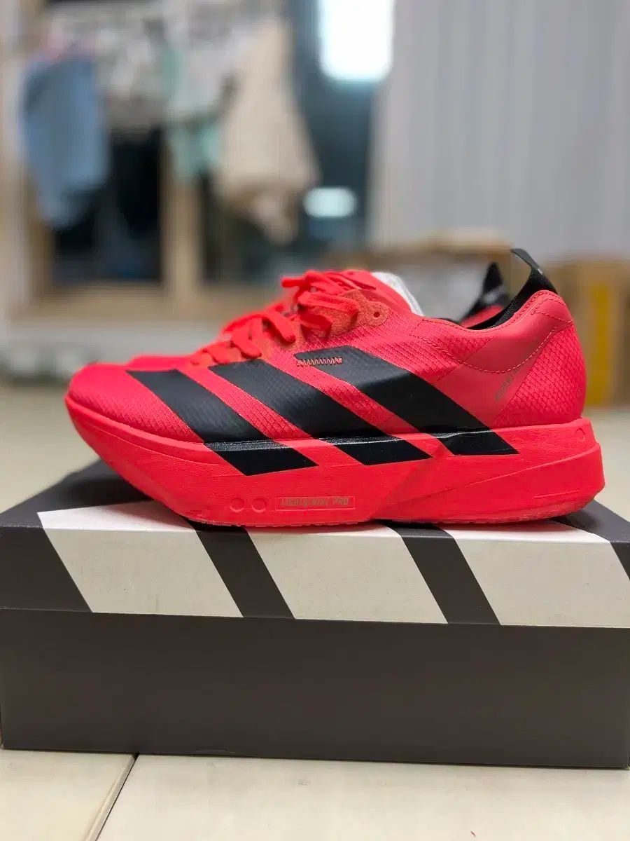 アディダス アディゼロ アディオス プロ 4 270mm - メルカリ