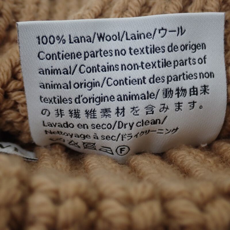 ロエベ LOEWE アナグラムブローチビーニー F000487XEK ニットキャップ