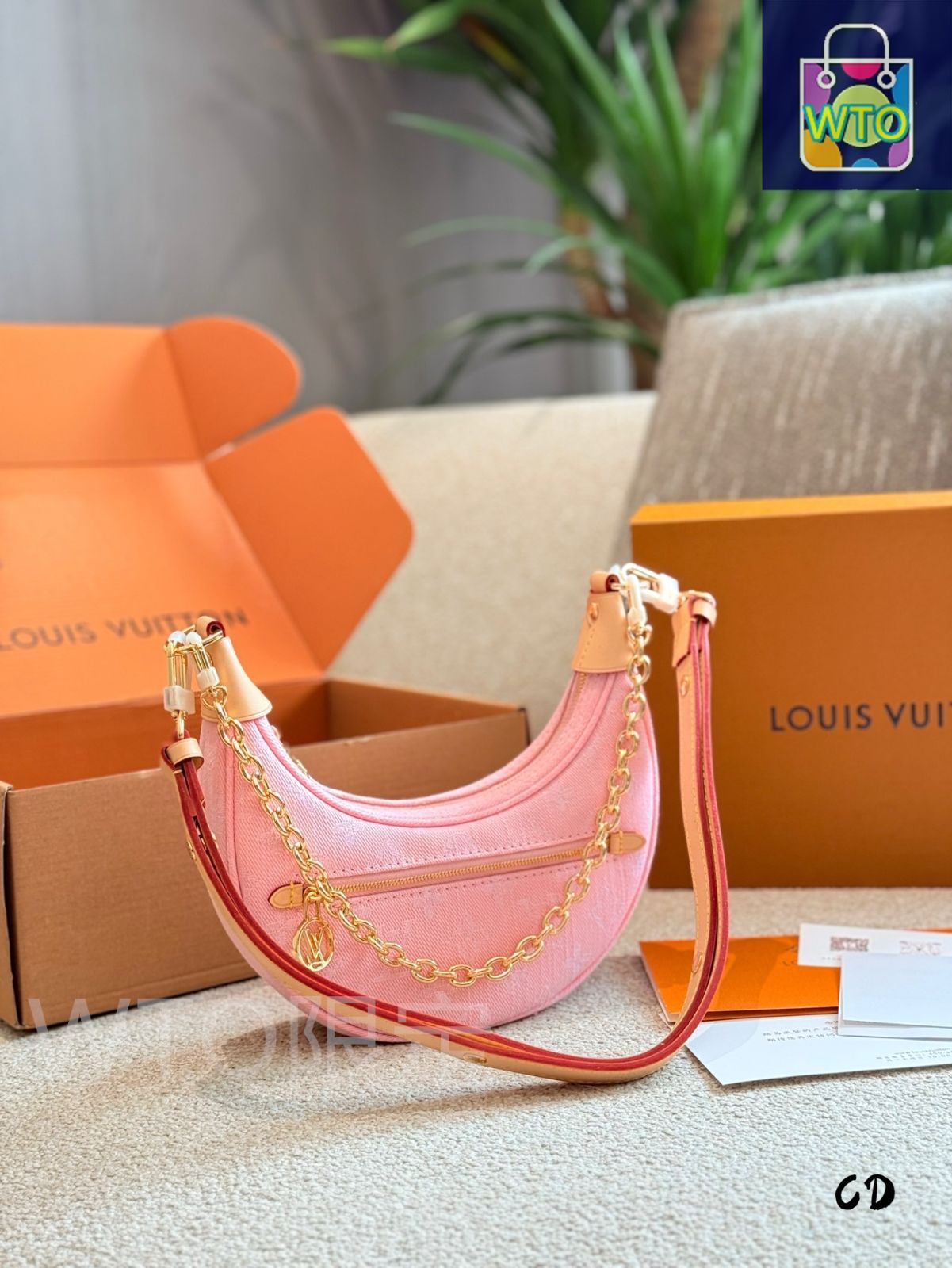 今日特価】Louis Vuitton Pink Denim Crescent Bag・ルイ・ヴィトン