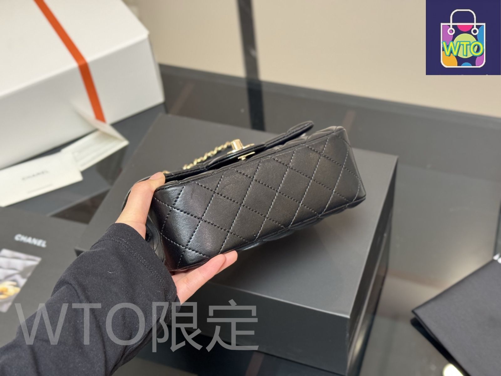 今日特価】Chanel Mini CF Handle バッグ 20×12cm - メルカリ