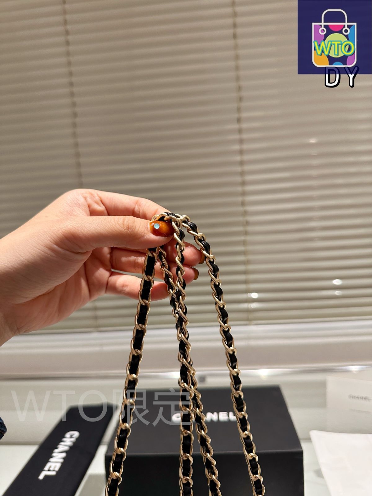 今日特価】CHANEL リップスティックケース ハンドル付き メイク