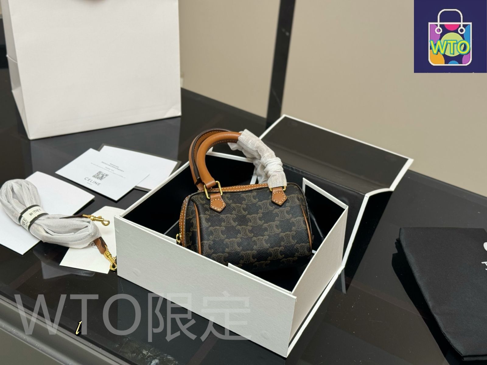 今日特価】Celine Pillow Bag セリーヌ ピロー バッグ - メルカリ