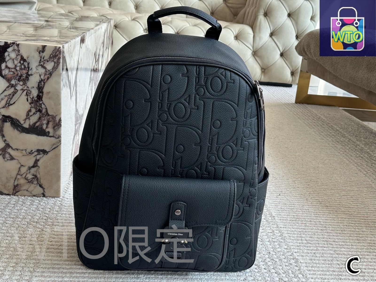 【激レア】確実正規品　ほぼ新品　DIOR オブリークプリント　ロールバック ディオール新作メンズバッグ＆スニーカー、メタリックな煌めきを放つ