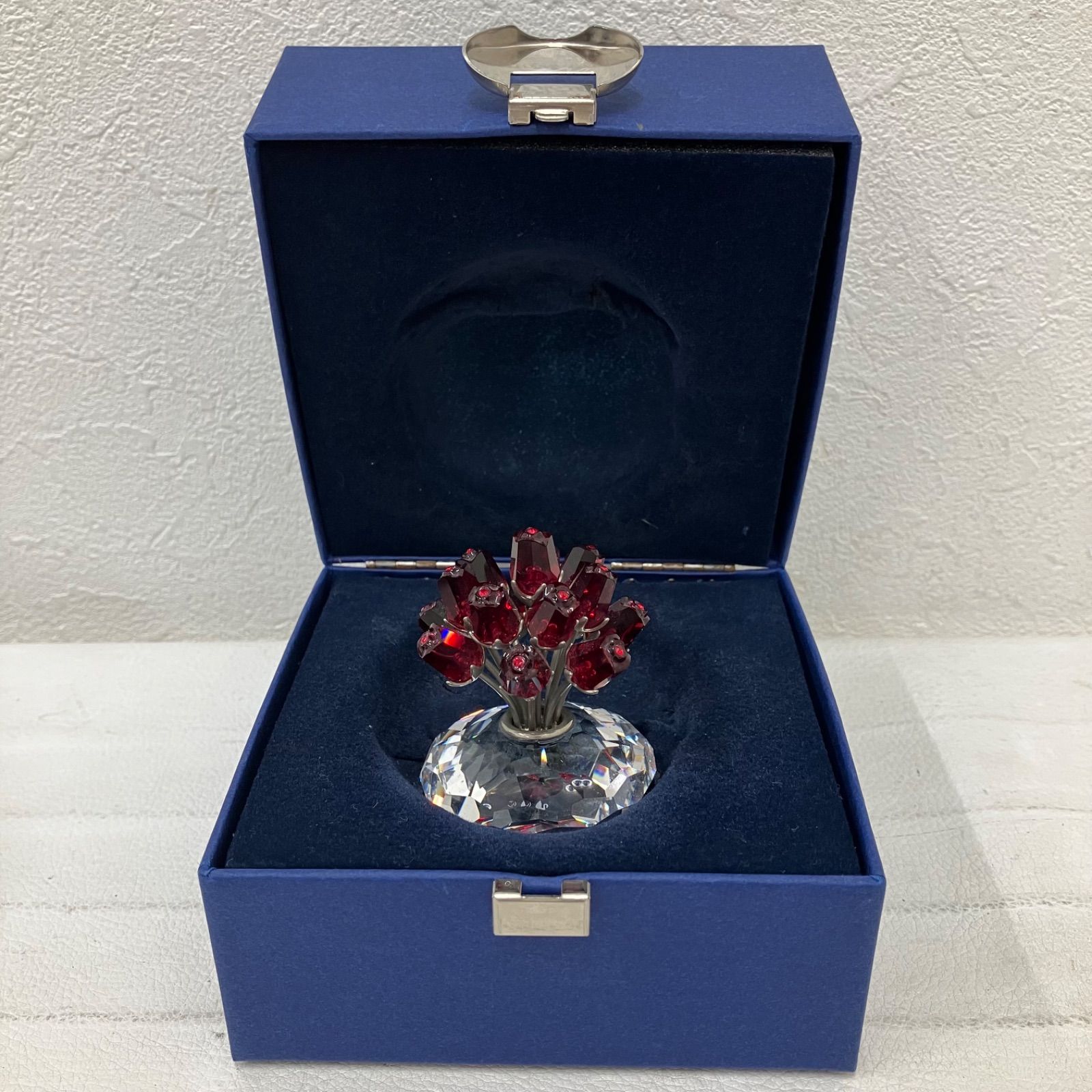 スワロフスキー SCS 15周年記念 15本の薔薇 スワロフスキー SCS 15周年記念 15本の薔薇 スワロフスキー SCS 15周年